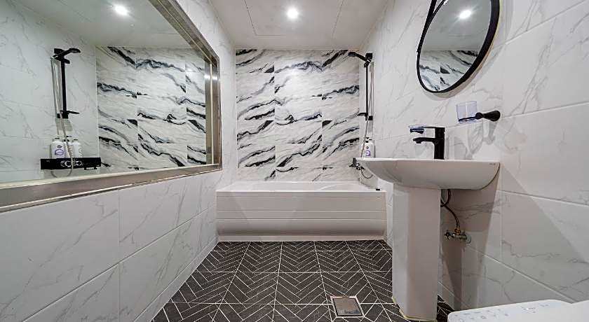 CURVE HOTEL IKSAN