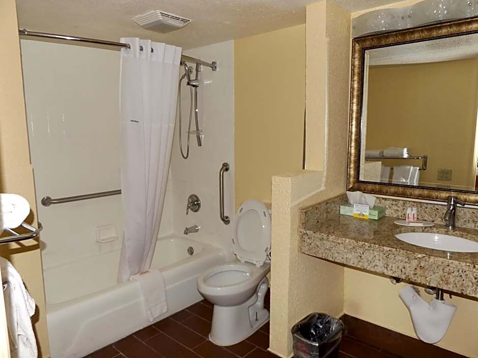 Days Inn by Wyndham Wildwood I-75