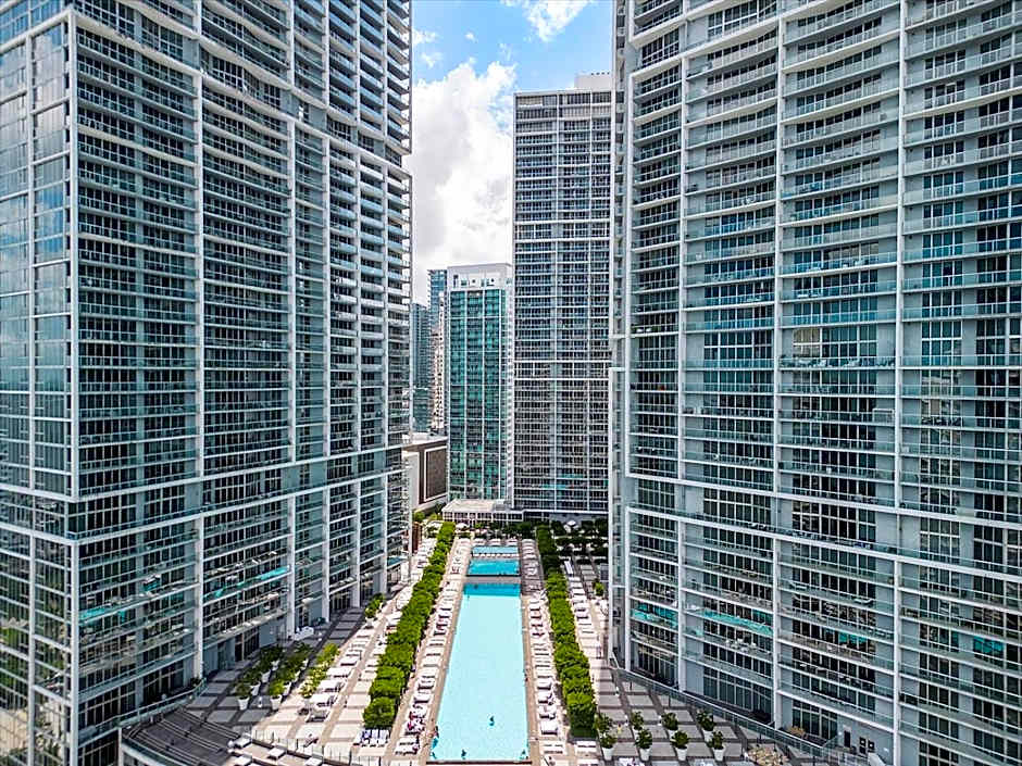 Limited time Deal 1BR 1BATH Located at ICON Brickell