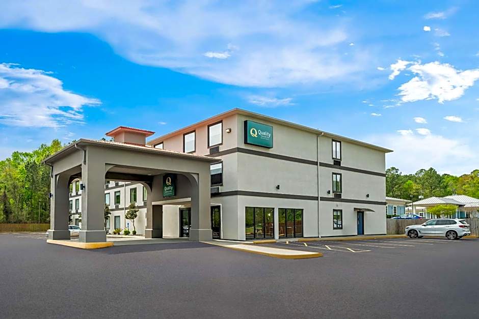 Quality Inn & Suites Biloxi - Ocean Springs