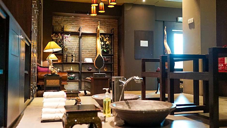 The Guest Hotel & Spa