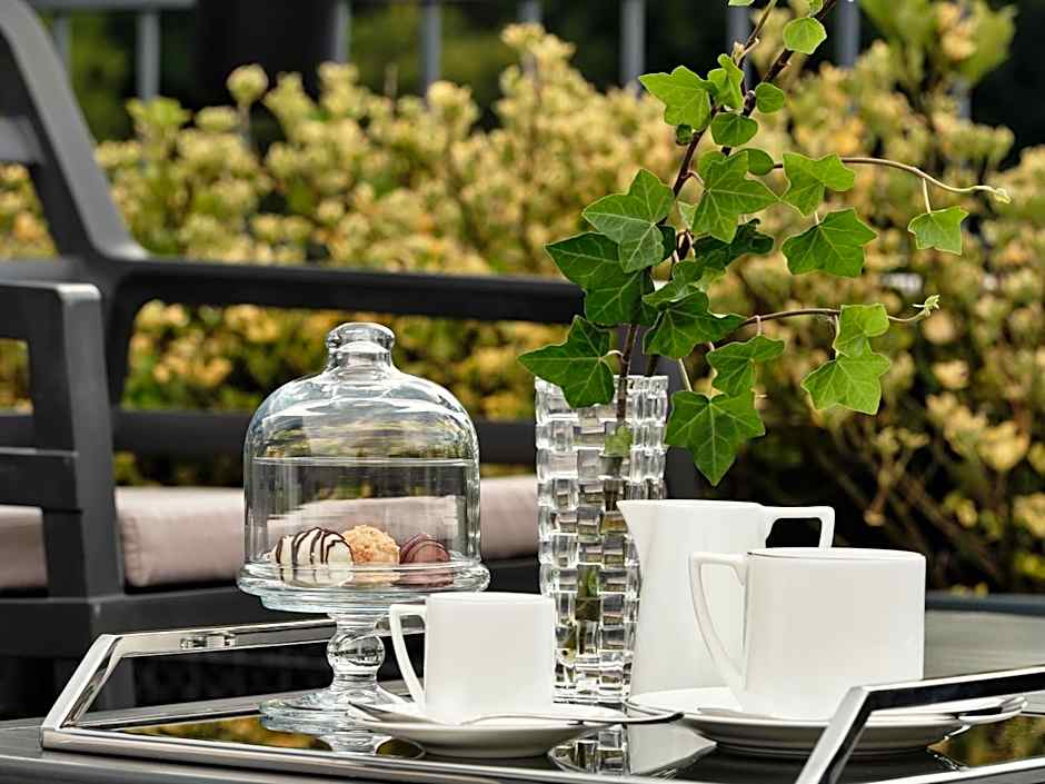 Heron Live Hotel Marina & SPA