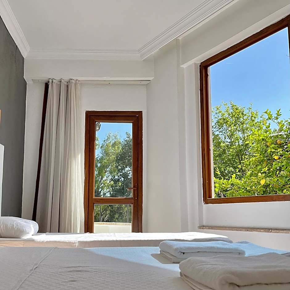 Uğur Otel