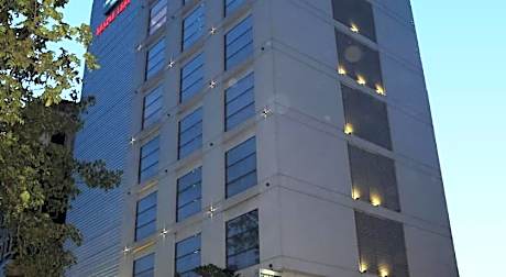 Best Western Plus Maple Leaf