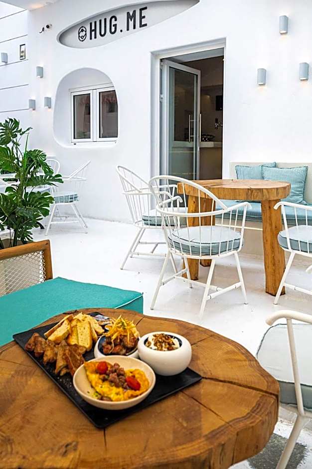 Arco Naxos Luxury Apartments