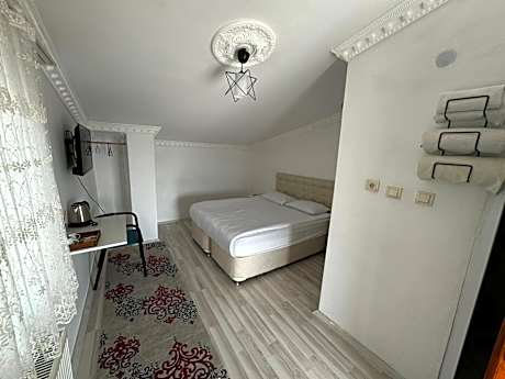 Gumus Hotel