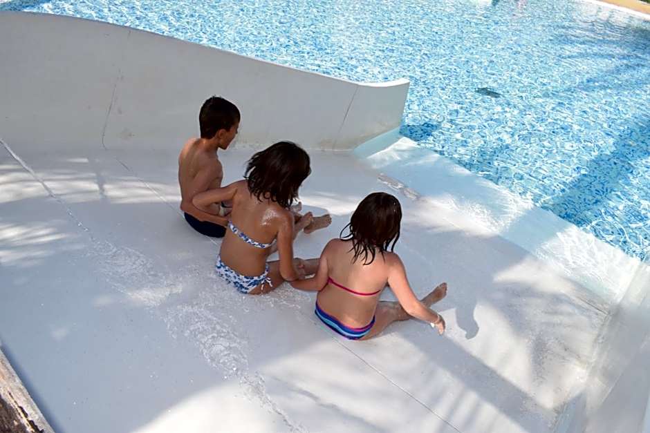 Alannia Costa Blanca