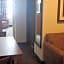 American Inn & Suites