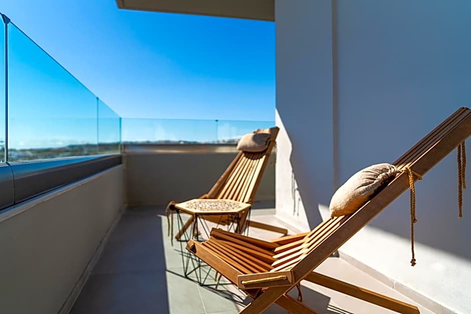 MIRAGE city APARTMENTS