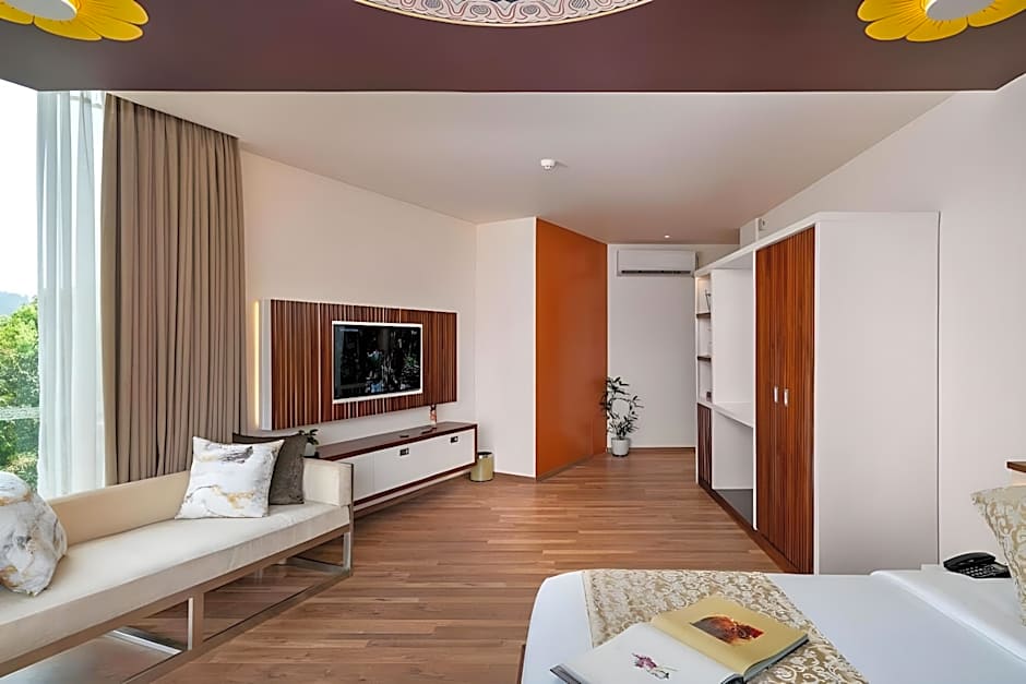 Grand Serendib Hotel