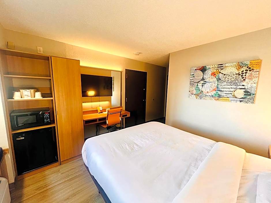 Microtel Inn & Suites by Wyndham Lexington