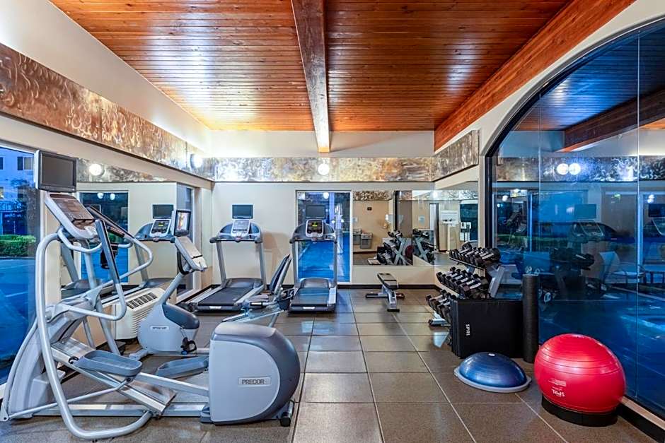 Holiday Inn Express Vancouver North by IHG