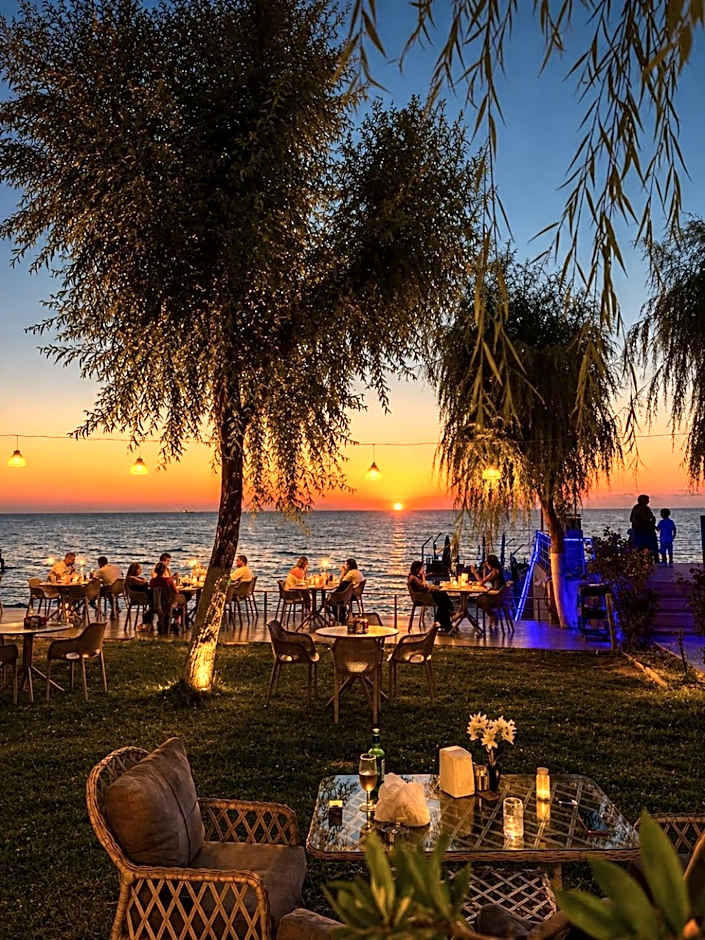 Grand Koru Hotel Beach