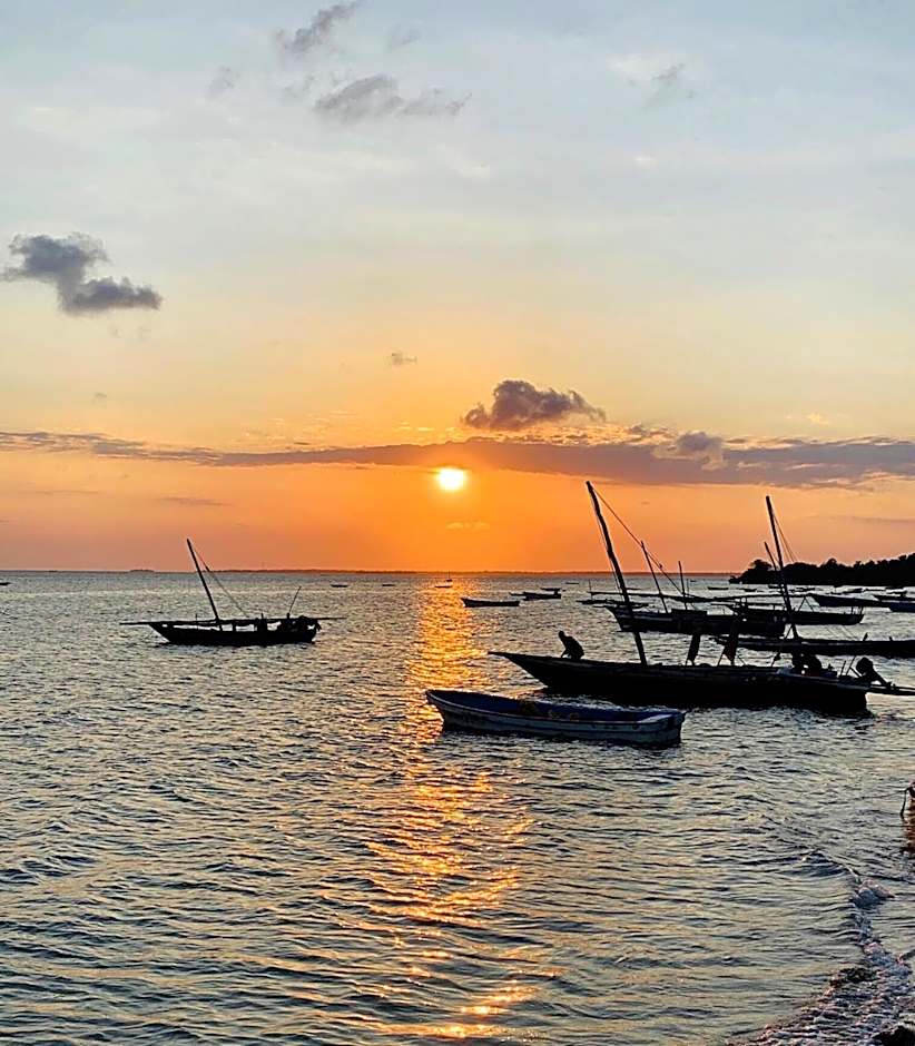 Menai Bay Beach Bungalows