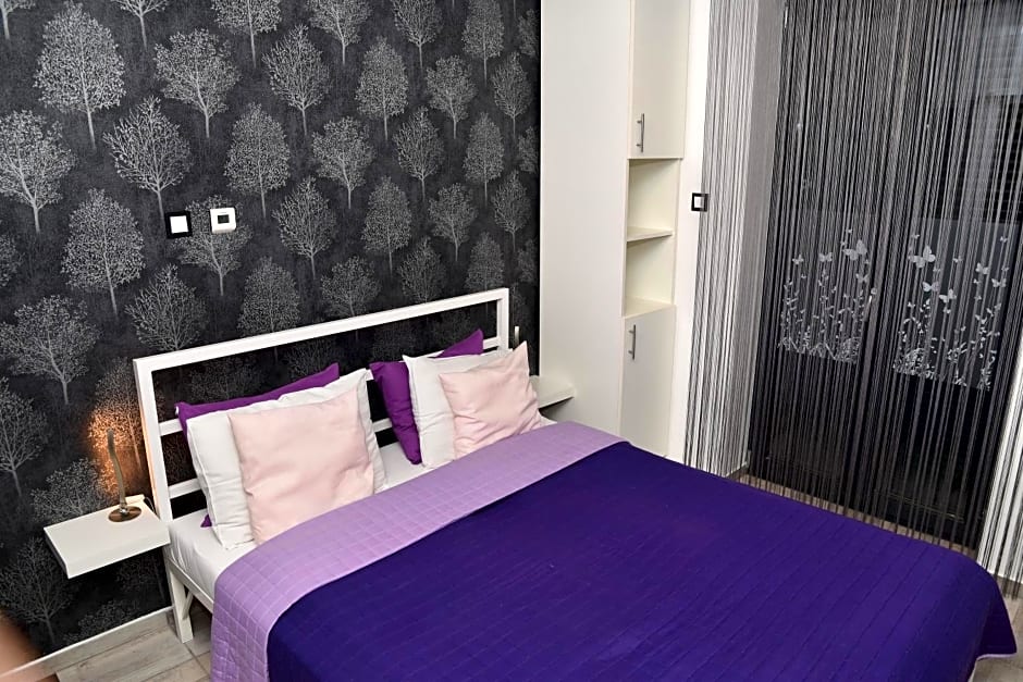 Water Lily Boutique B&B and Bungalow