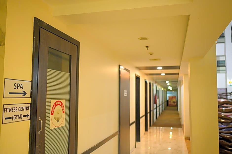 Ambar Sarovar Portico Hotel - Gandhidham