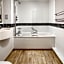 Mercure Gloucester Bowden Hall Hotel