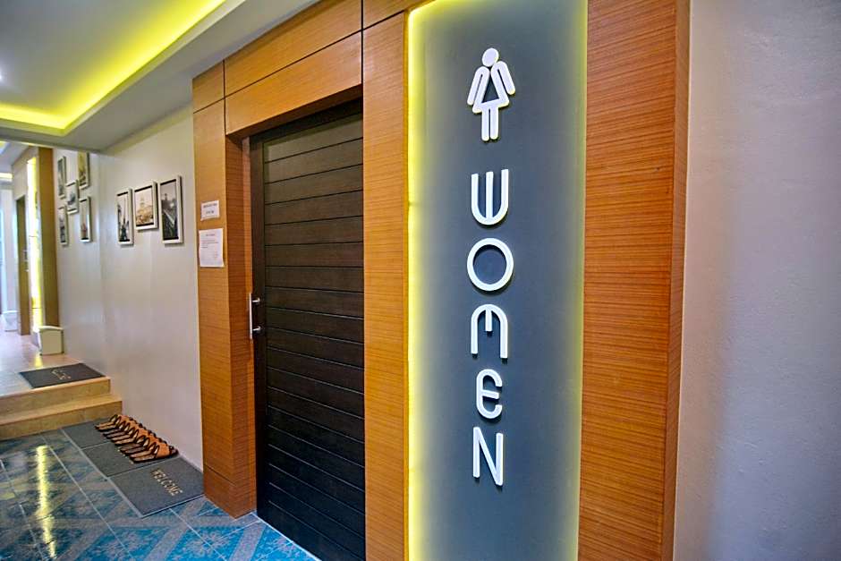 Lanta Hostel - Adult only