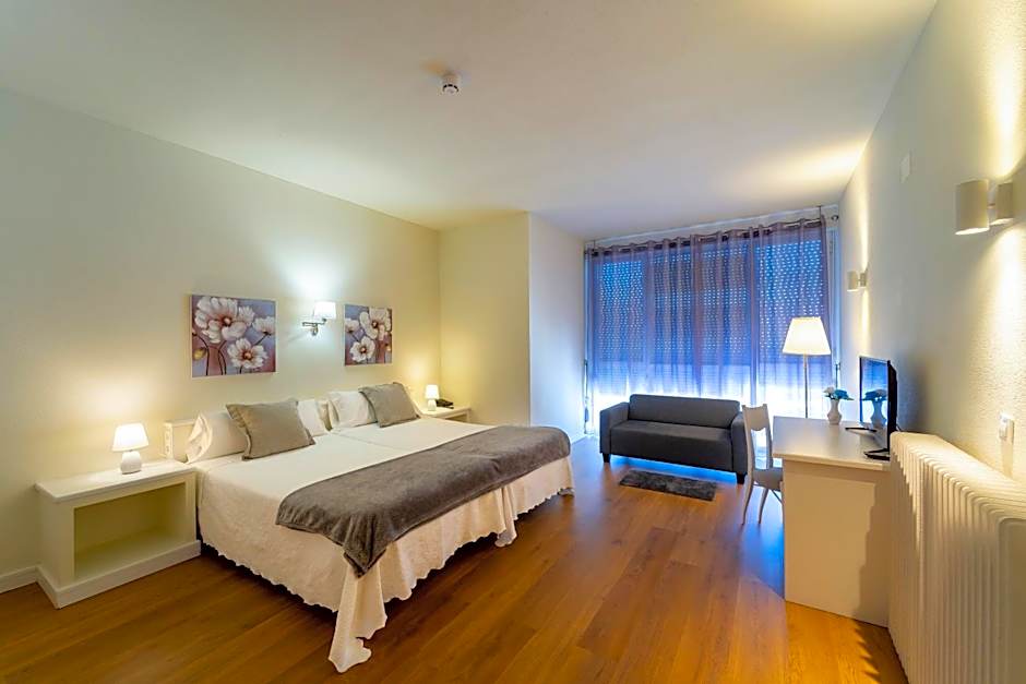 Hotel La Mota by Punta25 Hotels Group