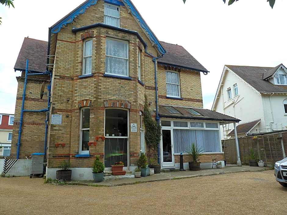 Tregonholme Hotel