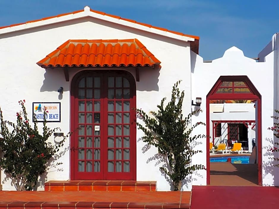 Apartamentos Castillo Beach