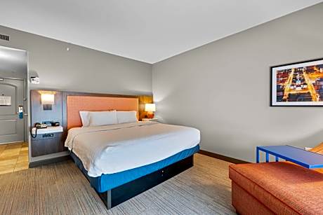 King Room with King Bed - Non-Smoking
