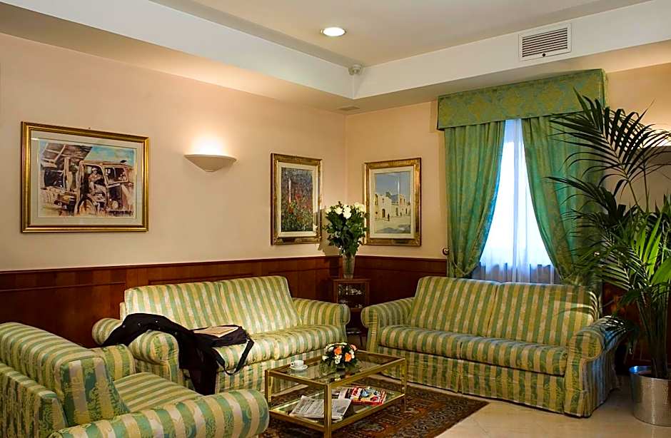 Hotel Castle