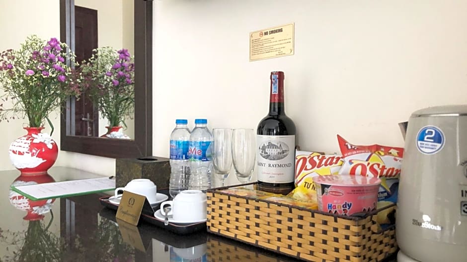 Hanoi Elpis Hotel