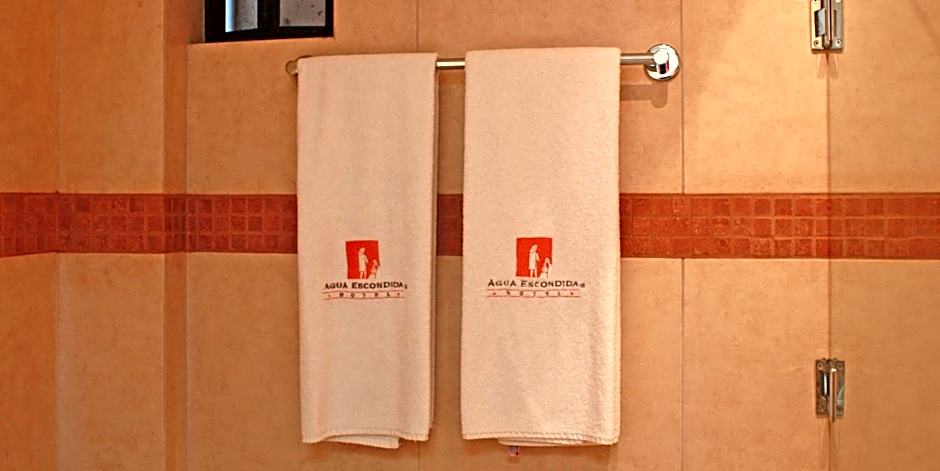 Hotel Agua Escondida