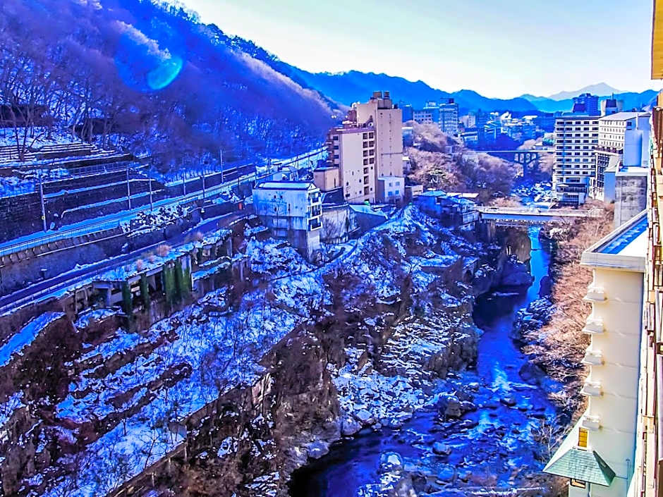Lake Side Nikko