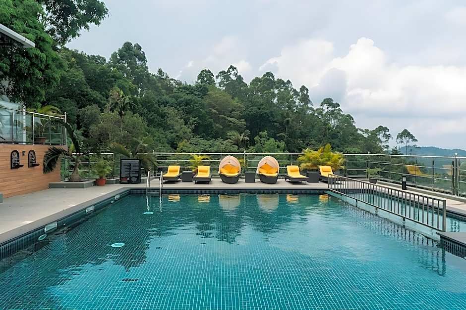 The Panoramic Getaway Hotel