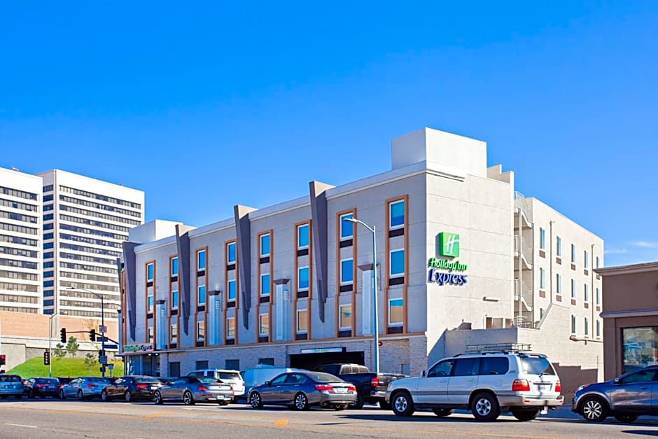 Holiday Inn Express West Los Angeles-Santa Monica By IHG
