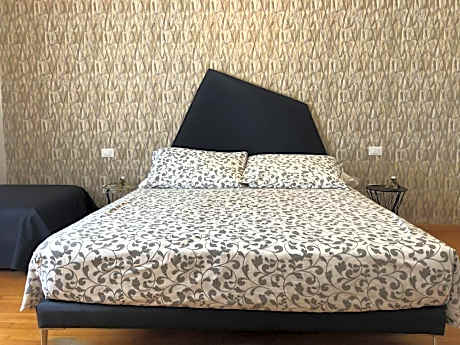 Double Room with Shared Bathroom