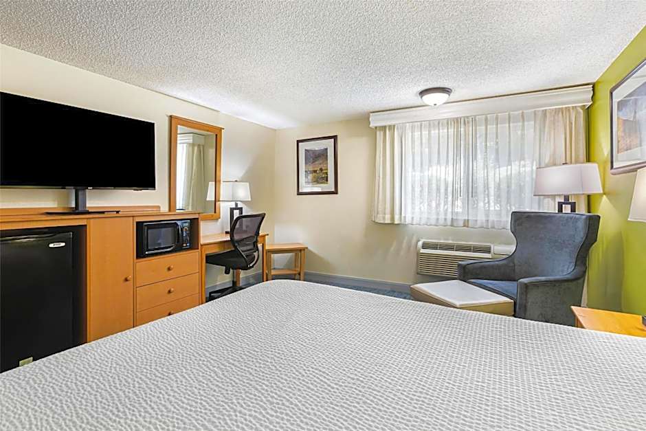 Best Western Hi-Desert Inn