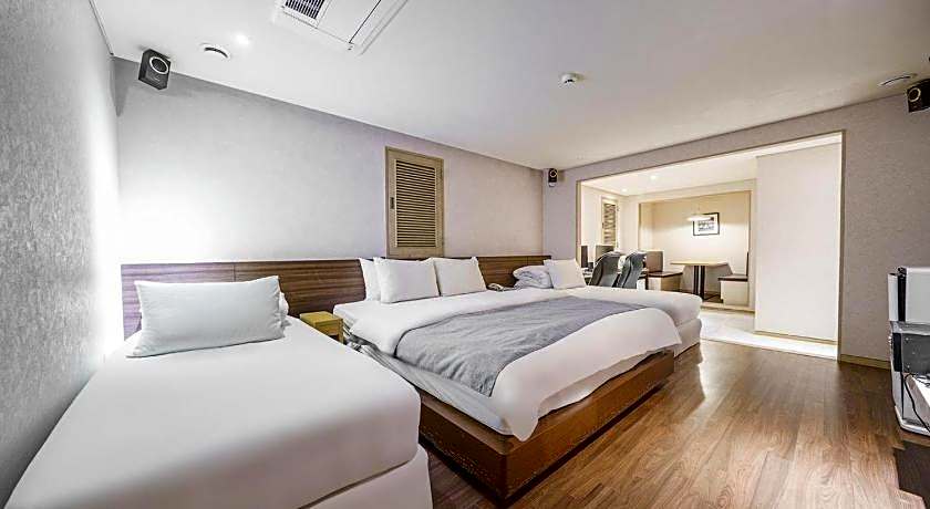 Uijeongbu Latree Hotel