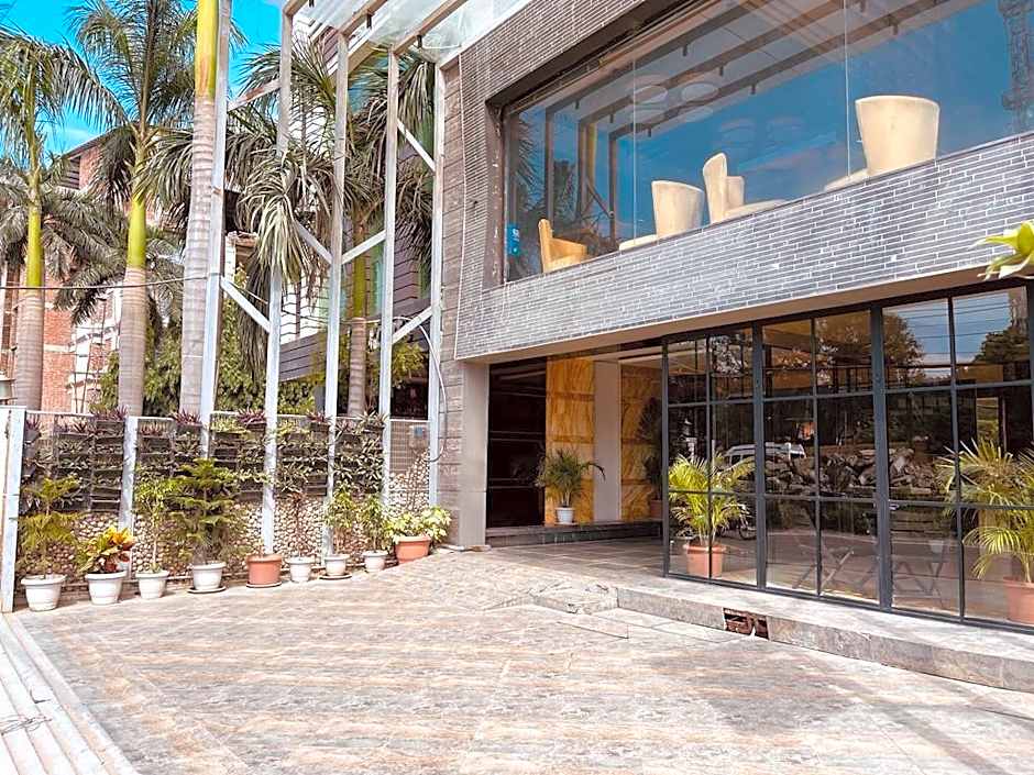 Hotel Arihant By DLS Hotels