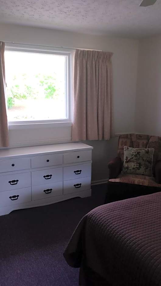 Orchard Queen Motel & Rv Park