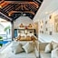 Apple Villa and Studio Seminyak
