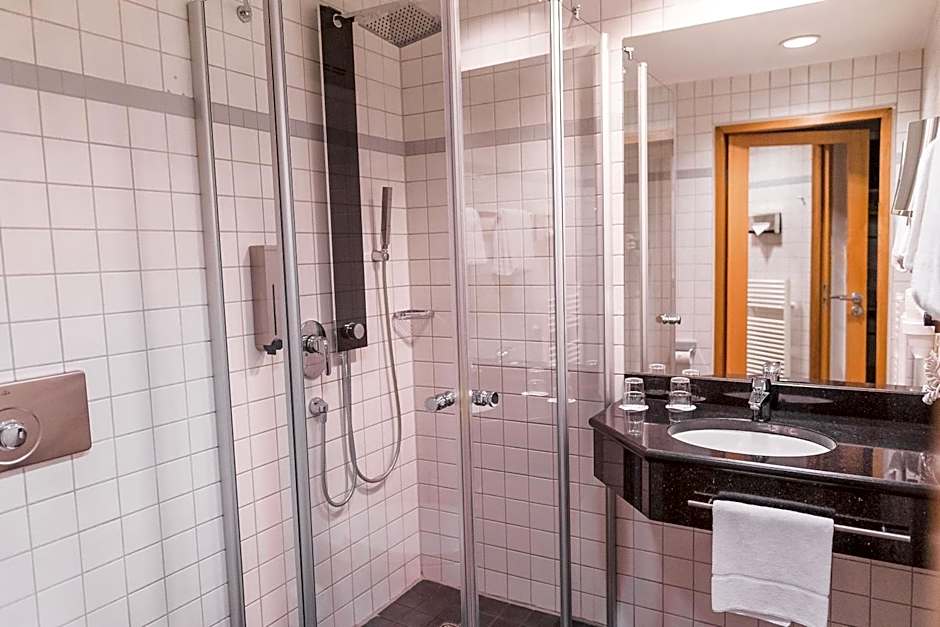 PLAZA INN Stuttgart-Ditzingen