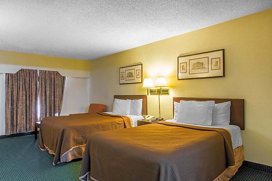 Rodeway Inn Marietta near Dobbins ARB