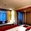 Arro Khampa by Zinc Journey Lijiang
