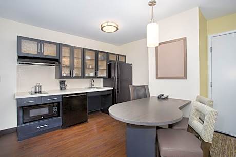 Studio Suite with Two Queen Beds