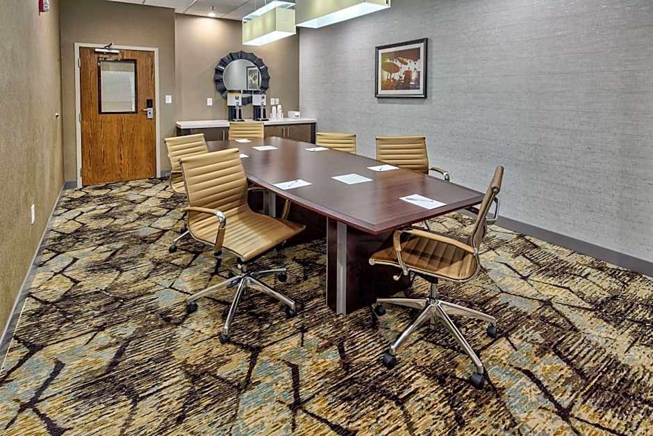 Hampton Inn By Hilton And Suites Memphis-Wolfchase Galleria
