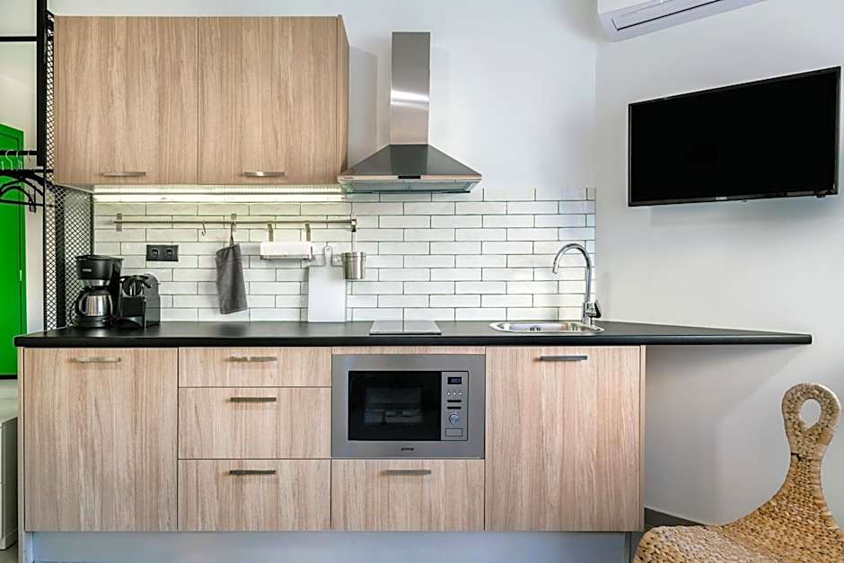 The Athenians Modern Apartments