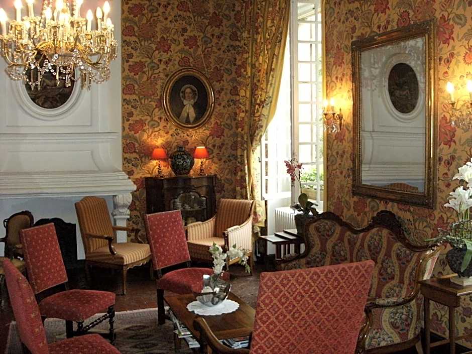 Hostellerie Le Beffroi