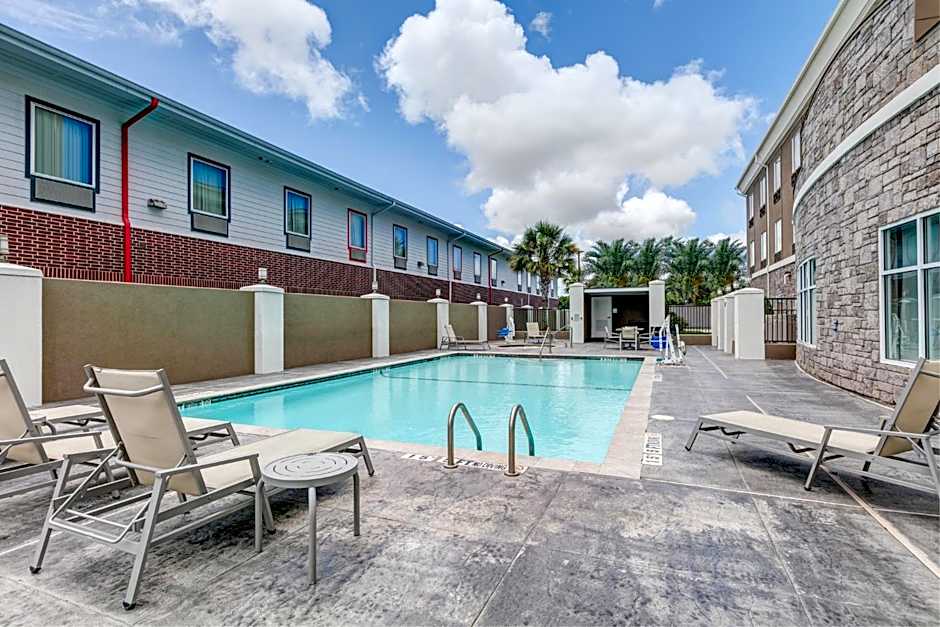 Holiday Inn Express Hotel & Suites Clute-Lake Jackson By IHG