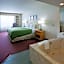 Country Inn & Suites by Radisson, Rochester South, MN