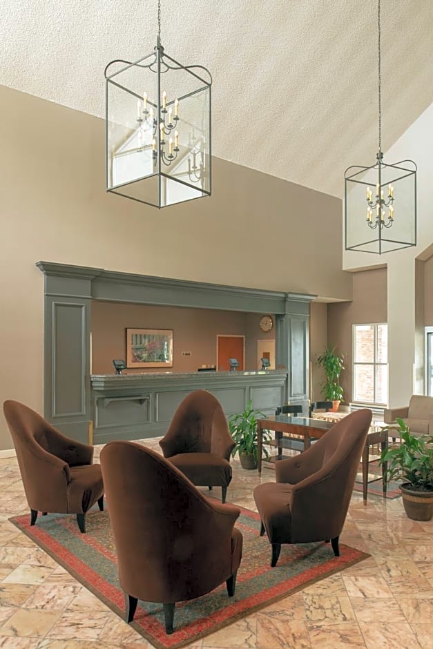 DoubleTree Suites by Hilton Mount Laurel
