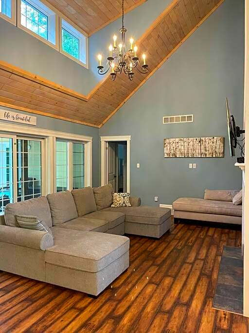 WELCOME TO BURNT RIVER ESTATE