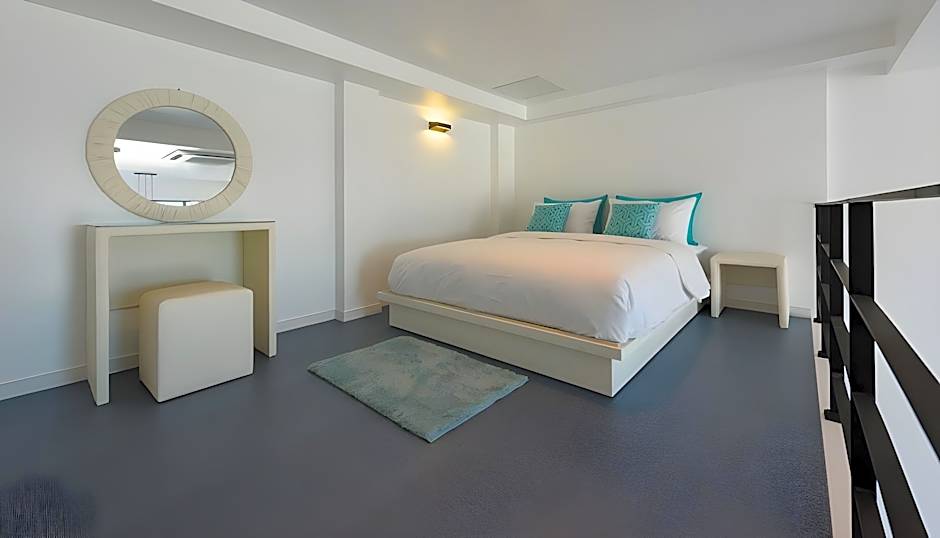 Photo 1 of 5 of 302 (SPA/Ocean View)